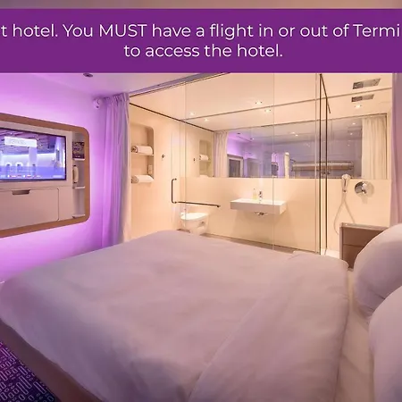 Otel Yotelair Paris Cdg - Transit - Terminal 2e