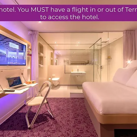 Otel Yotelair Paris Cdg - Transit - Terminal 2e