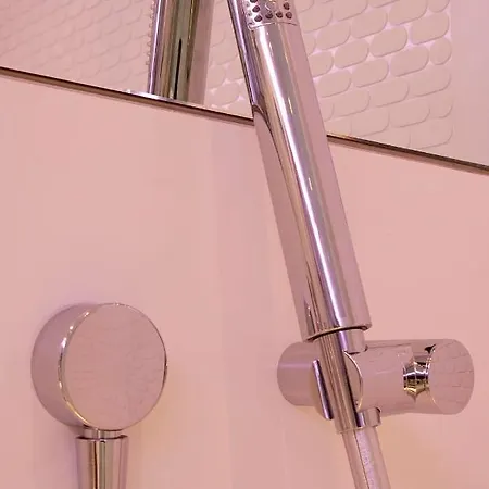 Otel Yotelair Paris Cdg - Transit - Terminal 2e Le Mesnil-Amelot